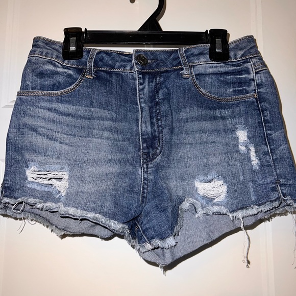 RSQ DENIM SHORTS - Picture 1 of 3